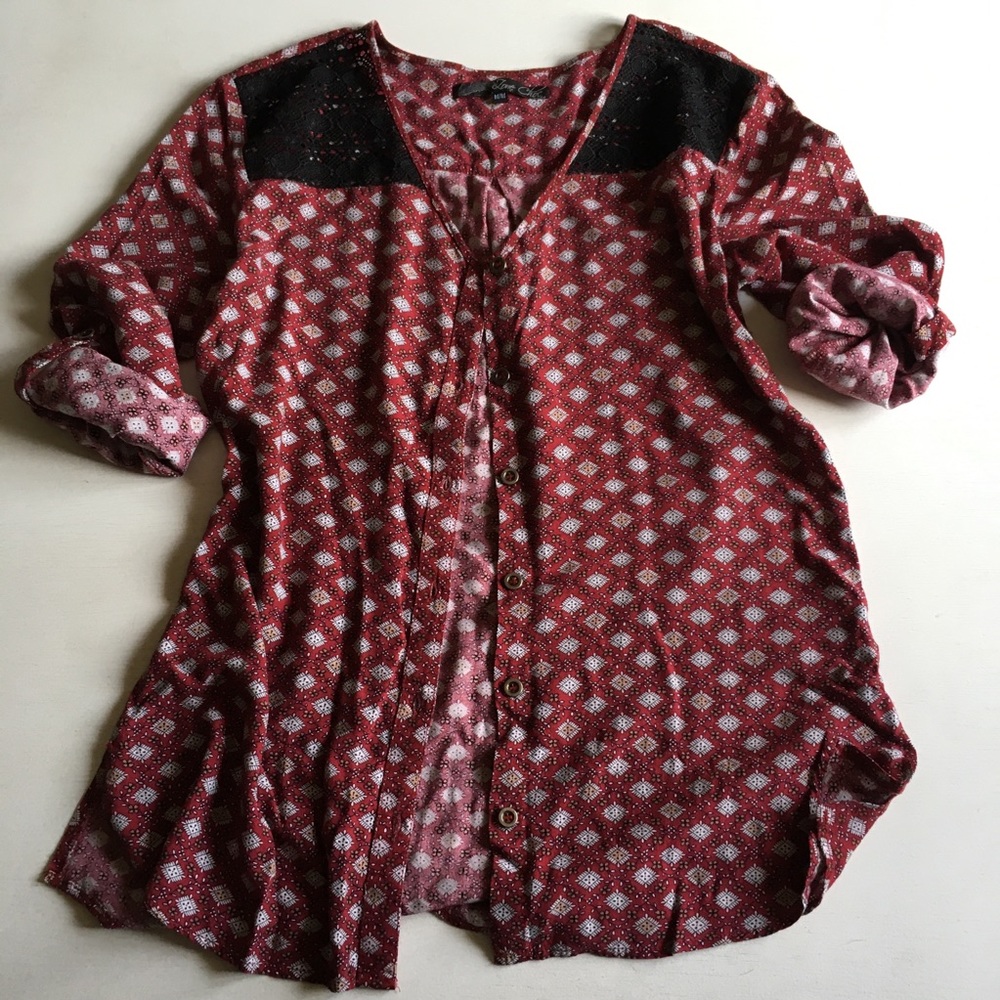Vtg Zone Choc Black Burgundy Geometric Print with Lace Accent Top Size M (8-10)